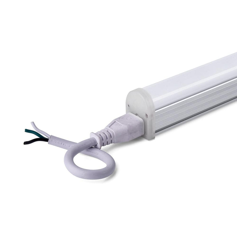 LED CCT Selectable T5 Integrated Light Bar 100-277V AC - Elumalight
